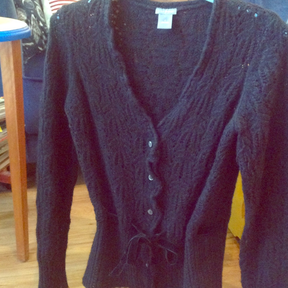 Ann Taylor S scalloped cardigan